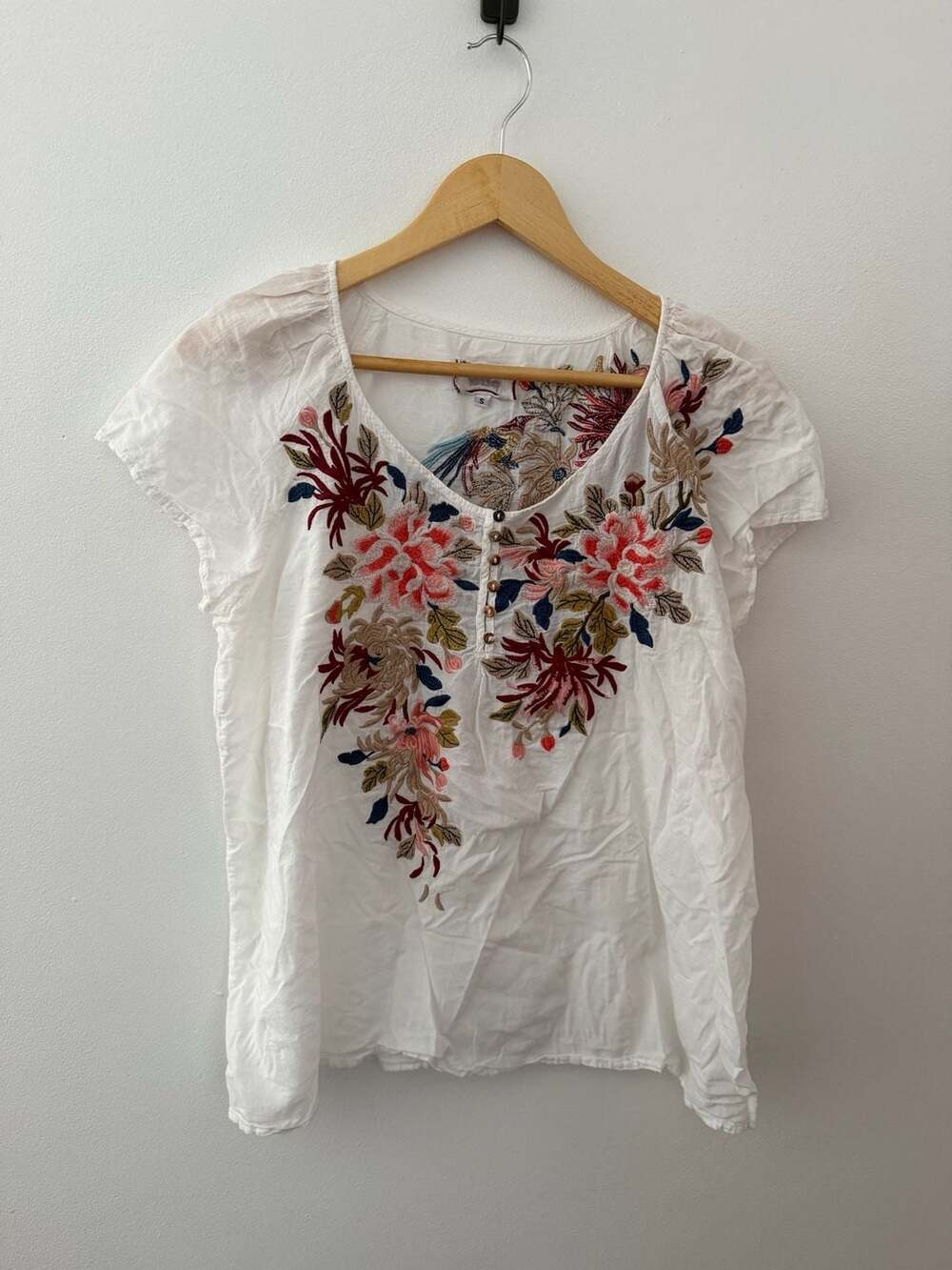 Johnny Was Workshop White Embroidered Floral Peasant Blouse Size S